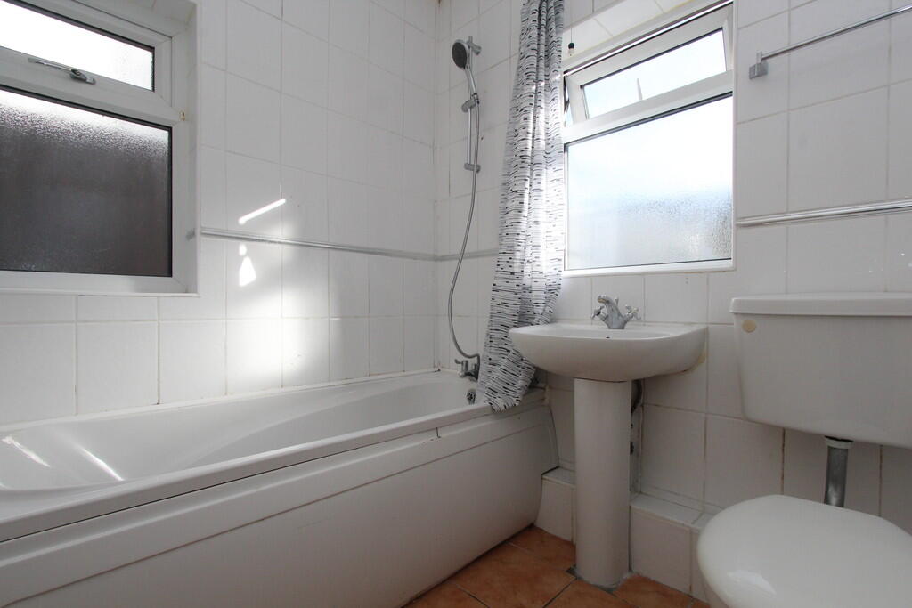 Additional image 4 of East View, Glascote