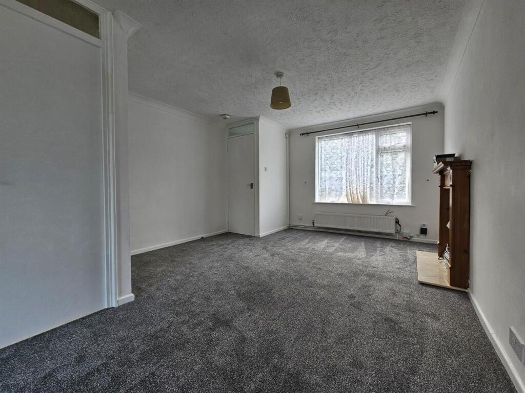 Additional image 2 of SOLIHULL - Berwood Grove