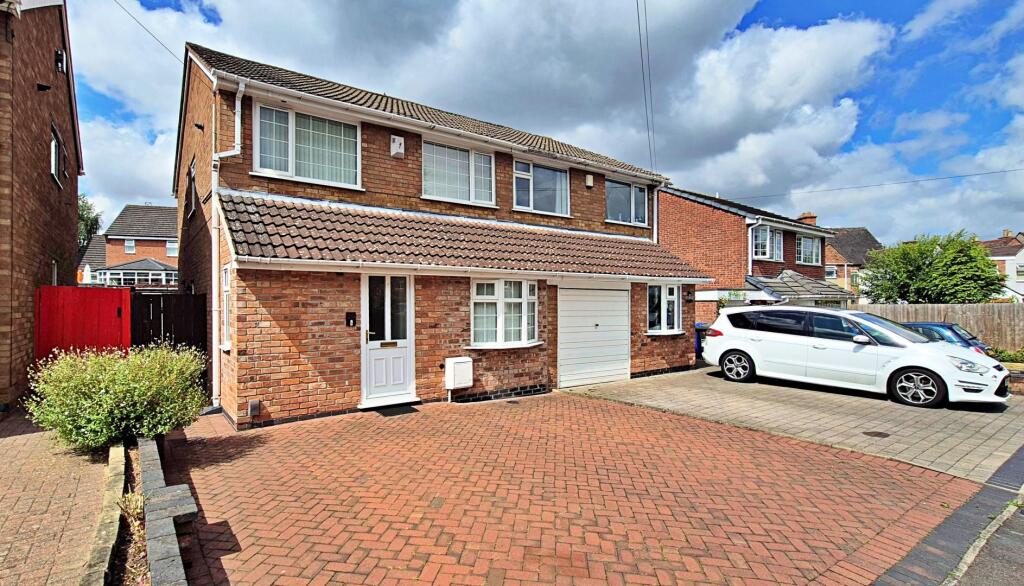 Tolman Drive, Tamworth, Staffordshire