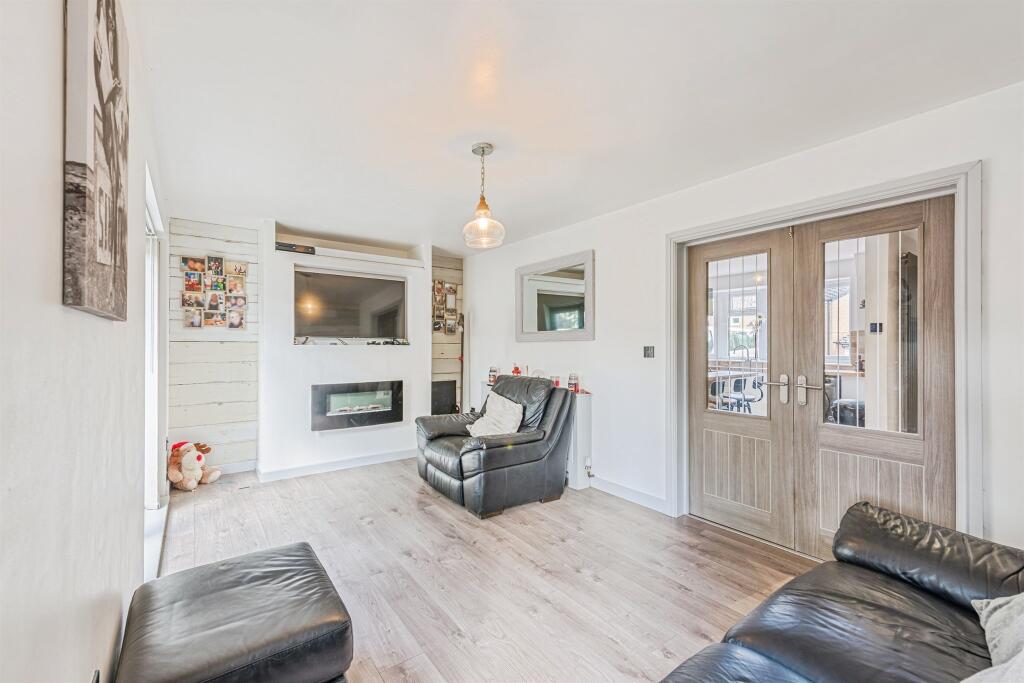 Additional image 7 of Sorbus, Tamworth