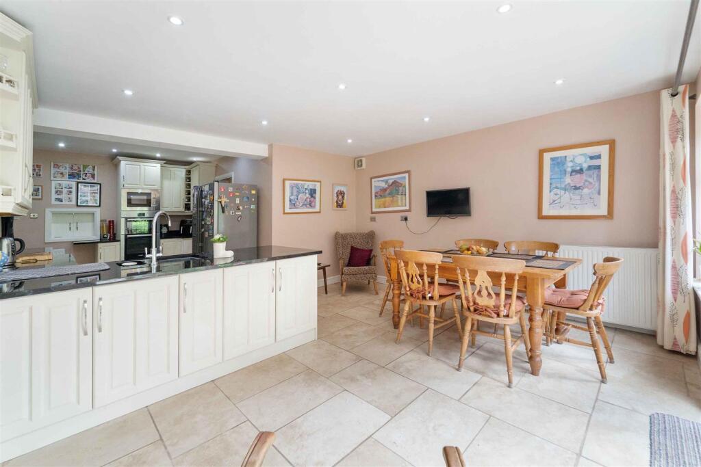 Additional image 5 of Park Avenue, Solihull