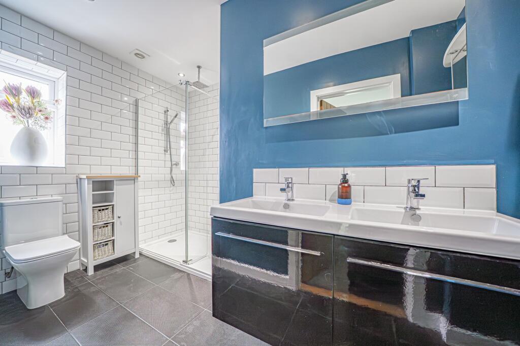 Additional image 16 of Fishers Drive, Dickens Heath, B90