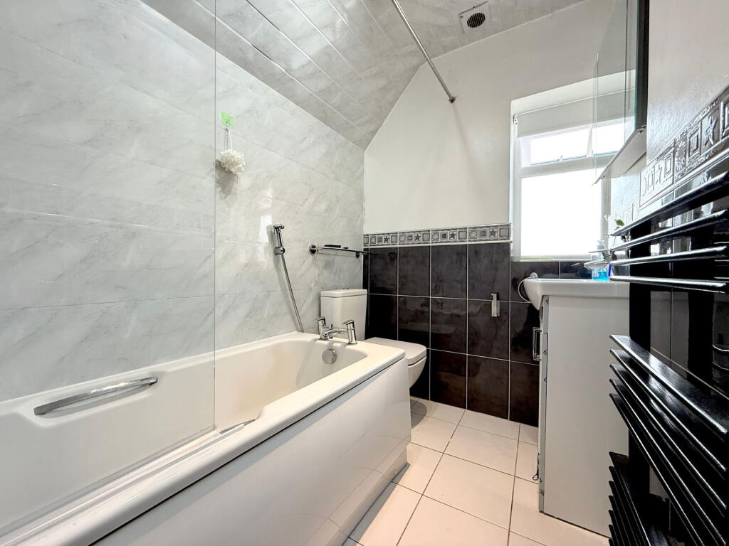 Additional image 18 of Sutherland Avenue, Shirley