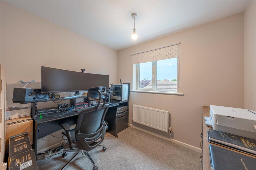 Additional image 25 of Ascot Drive, Dosthill, Tamworth, Staffordshire, B77