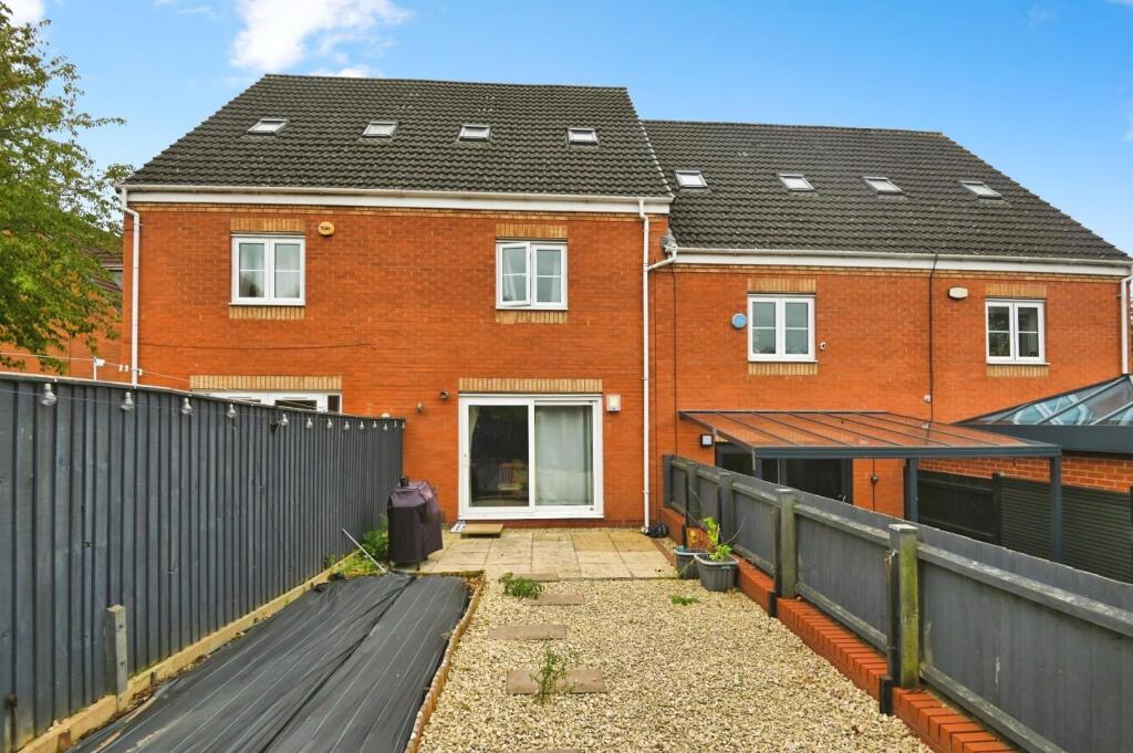 Additional image 22 of Russell Close, Wilnecote, Tamworth