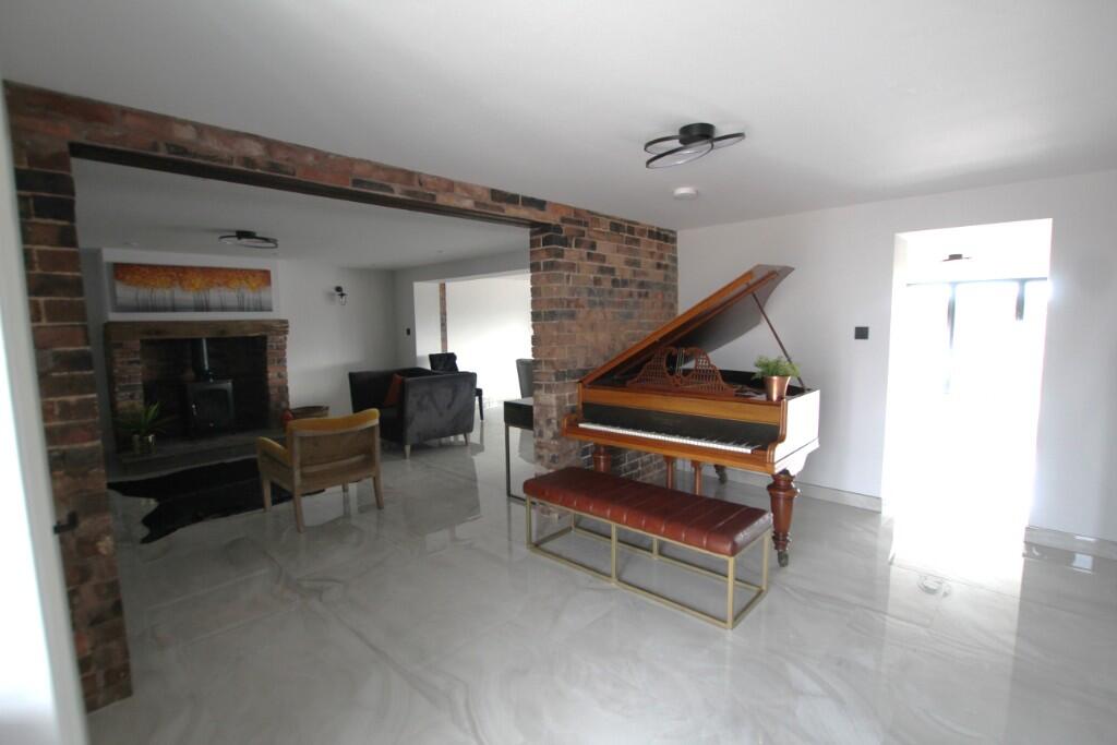 Additional image 20 of Tamworth Road, Cliff B78