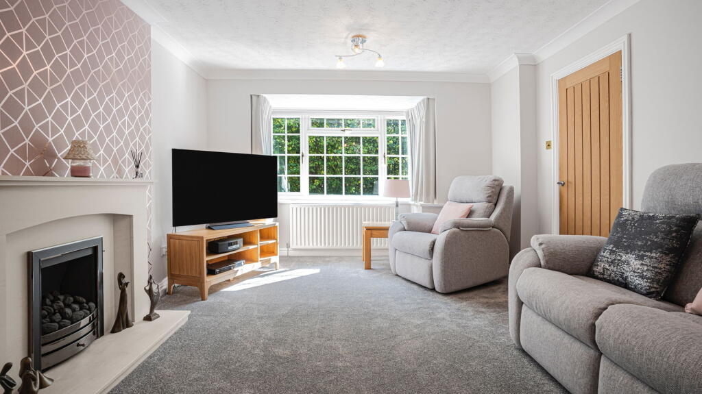 Additional image 3 of Woodston Grove, Solihull, B91 3XH