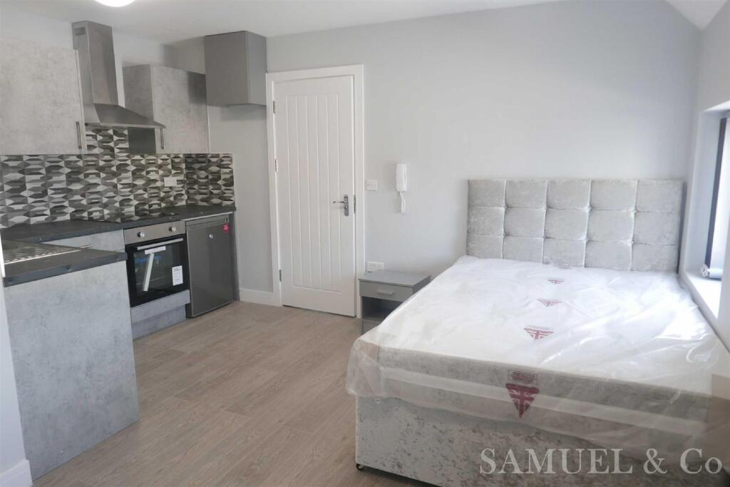 Additional image 8 of 376 High Street, West Bromwich