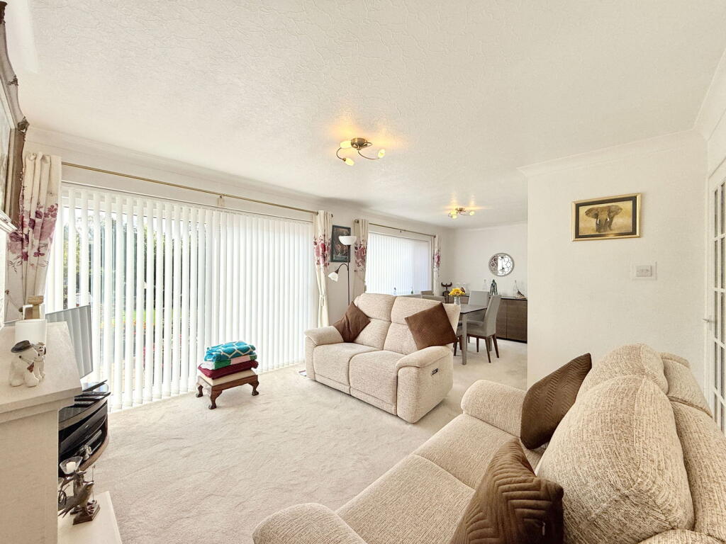 Additional image 4 of Haslucks Green Road, Shirley