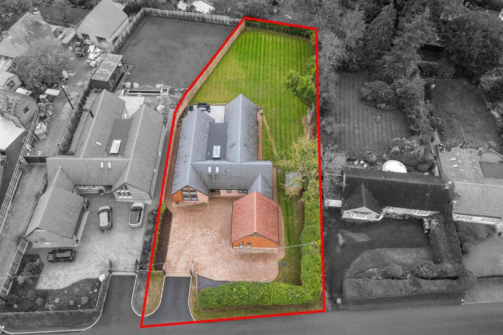 Additional image 24 of Haye Lane, Mappleborough Green