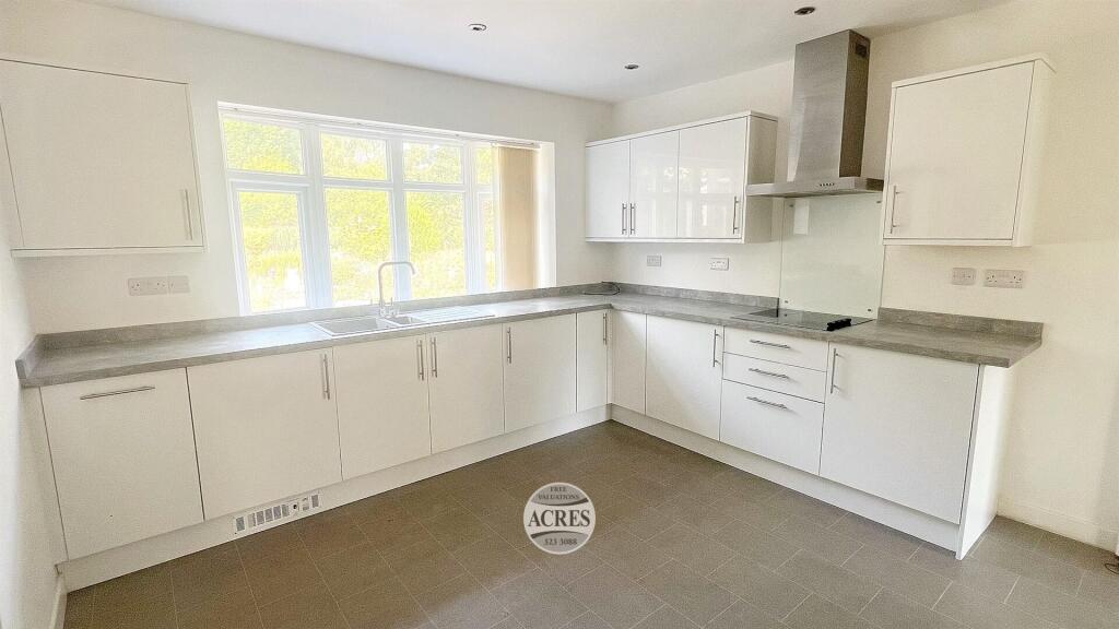 Additional image 8 of Rosemary Drive, Little Aston Park