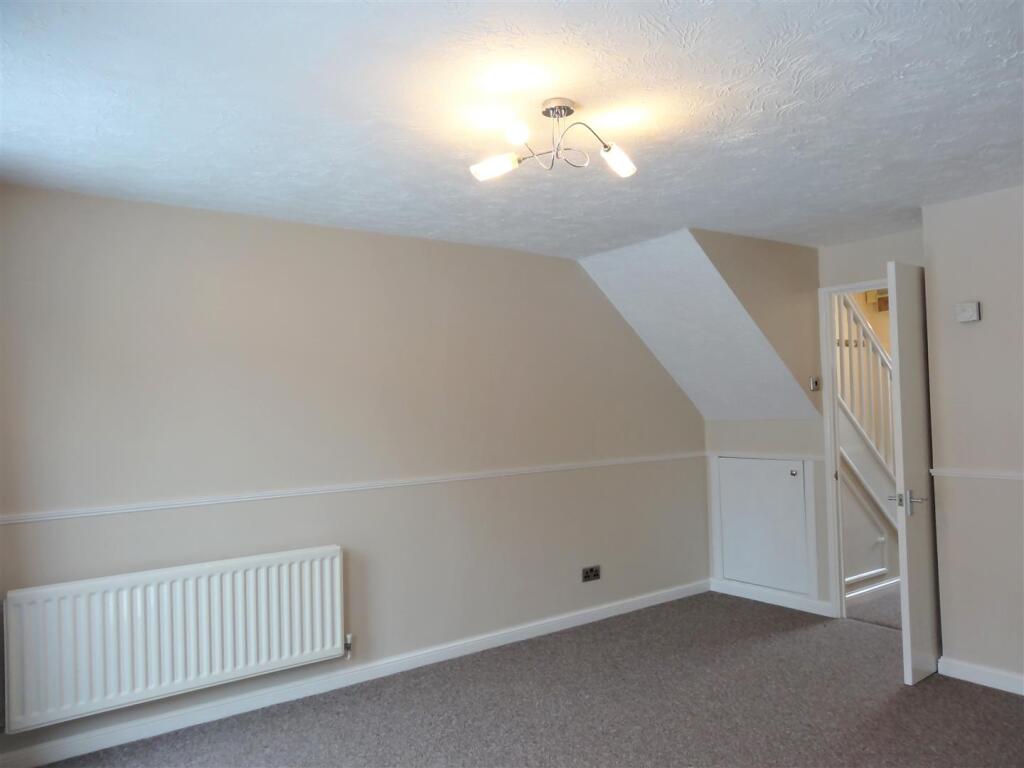 Additional image 4 of 70 Charterhouse Drive Solihull B91 3FH