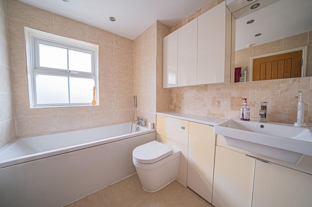 Additional image 24 of Lapwing Drive, Hampton-In-Arden, B92