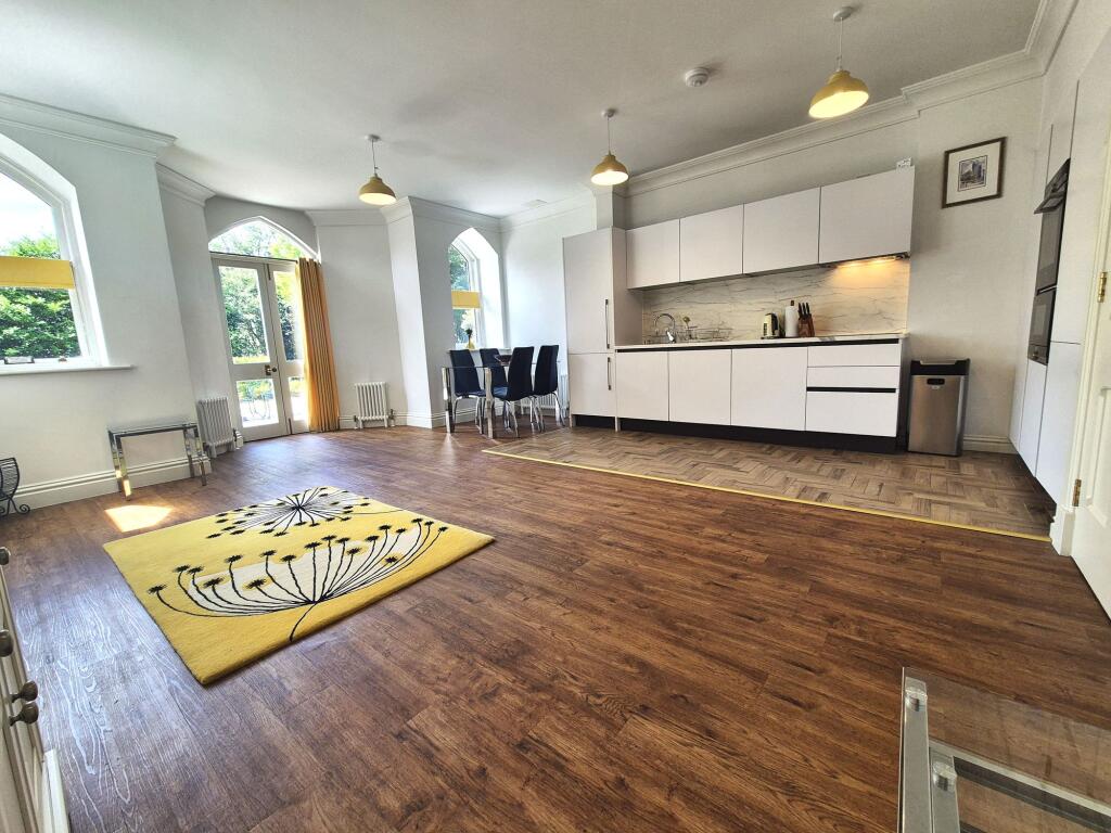 Additional image 4 of King Edwards Square, Royal Sutton Place, B73