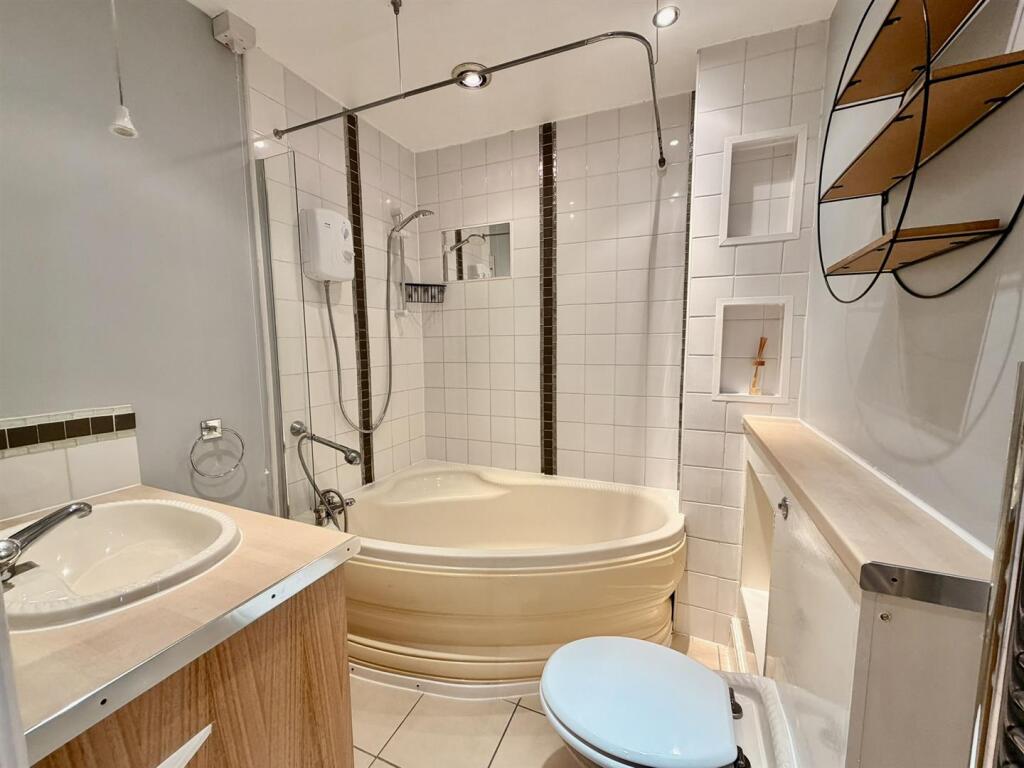 Additional image 4 of 23a Alcester Road, Studley