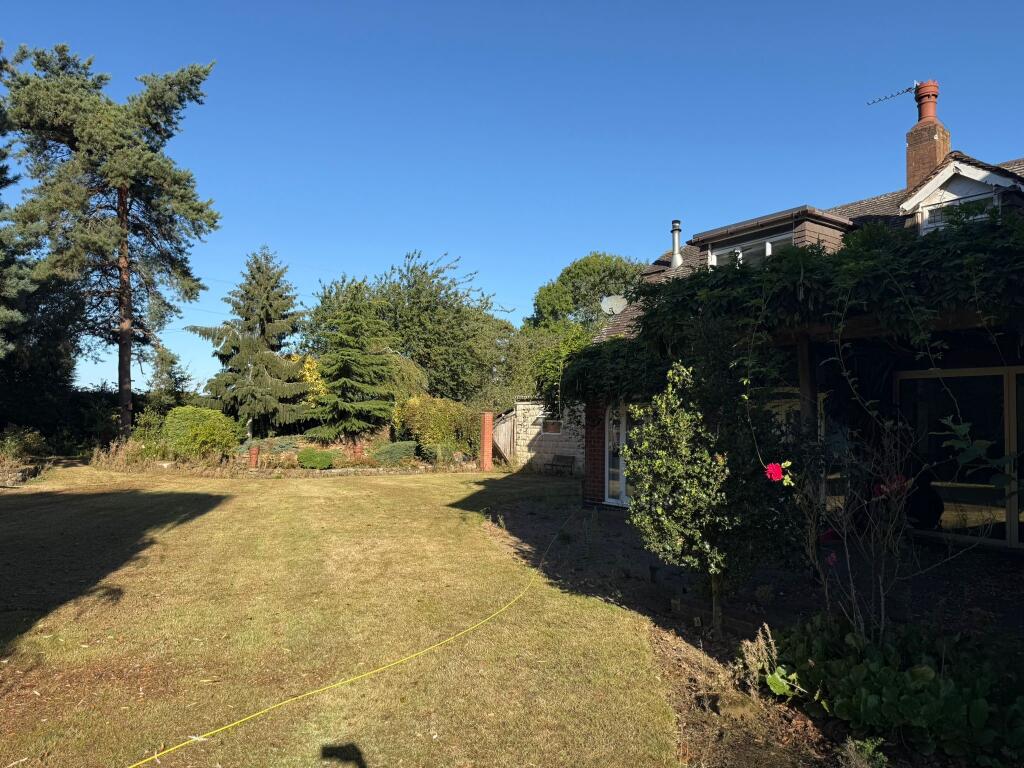 Additional image 14 of Robeys Lane, Tamworth, B78