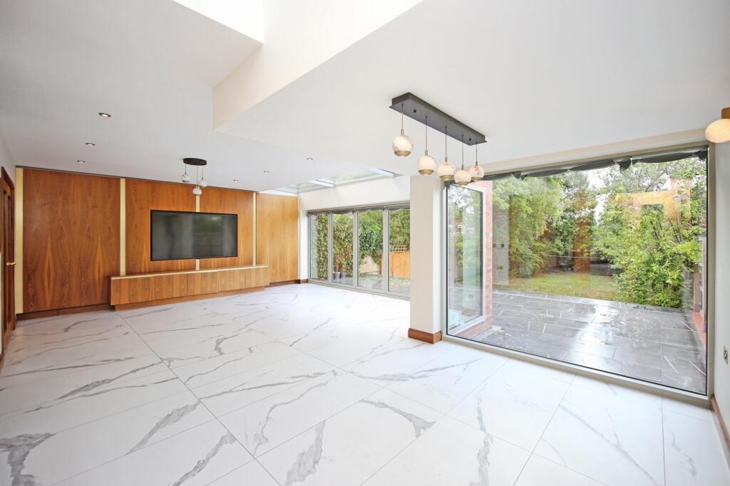 Additional image 16 of Kineton Green Road, Solihull, B92