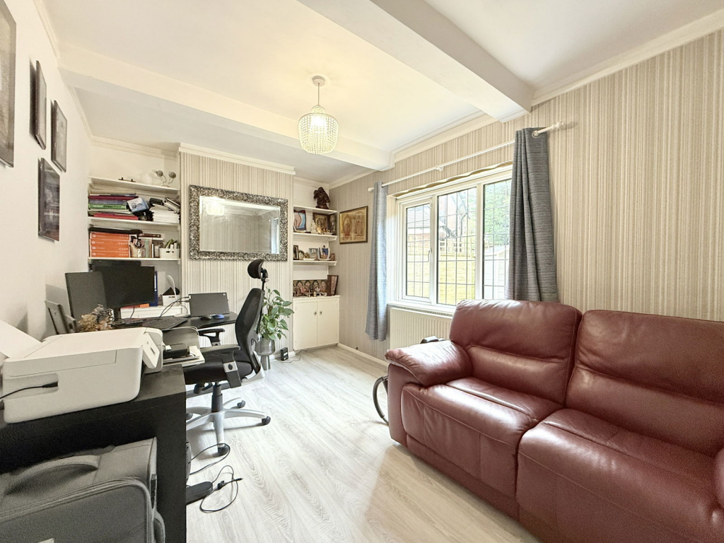 Additional image 4 of Sutherland Avenue, Shirley