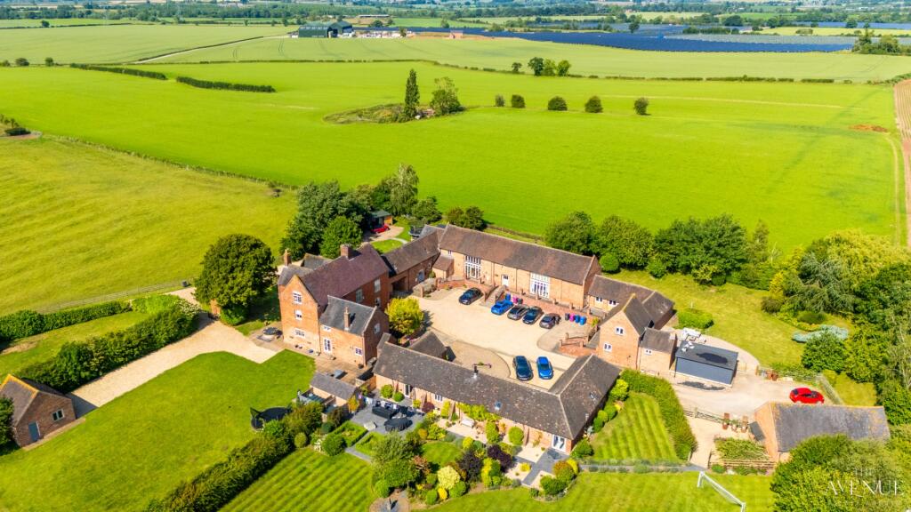 Additional image 31 of The Dutch Barn, Dunnimere Farm, Portway Lane, Harlaston, B79