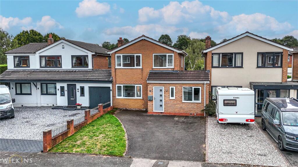 Danelagh Close, Tamworth, Staffordshire, B79