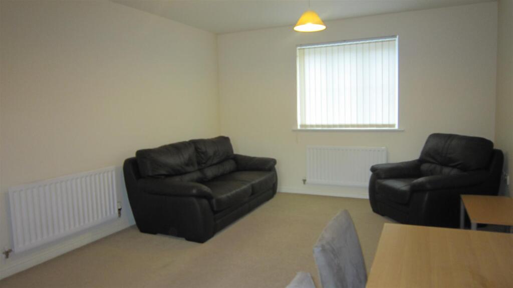 Additional image 4 of 292 Wharf Lane Solihull B91 2UP