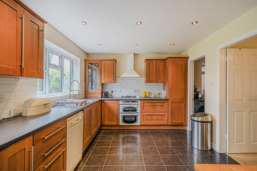 Additional image 3 of Halstead Grove, Solihull, B91