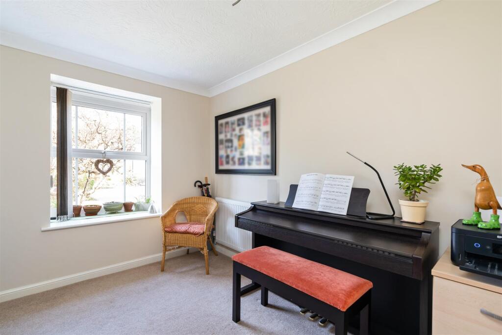 Additional image 11 of Whitefields Gate, Solihull