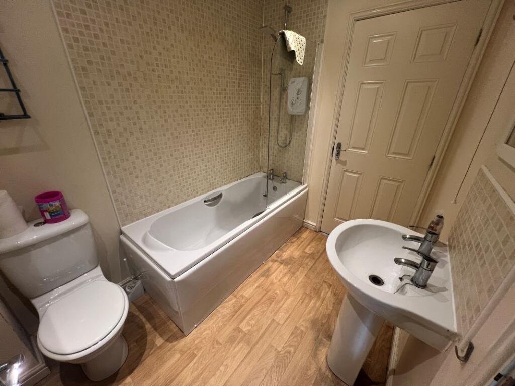 Additional image 8 of 12 Wagon Lane, Solihull, B92 7PW