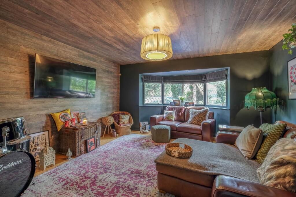 Additional image 9 of Dickens Heath Road, Shirley, B90