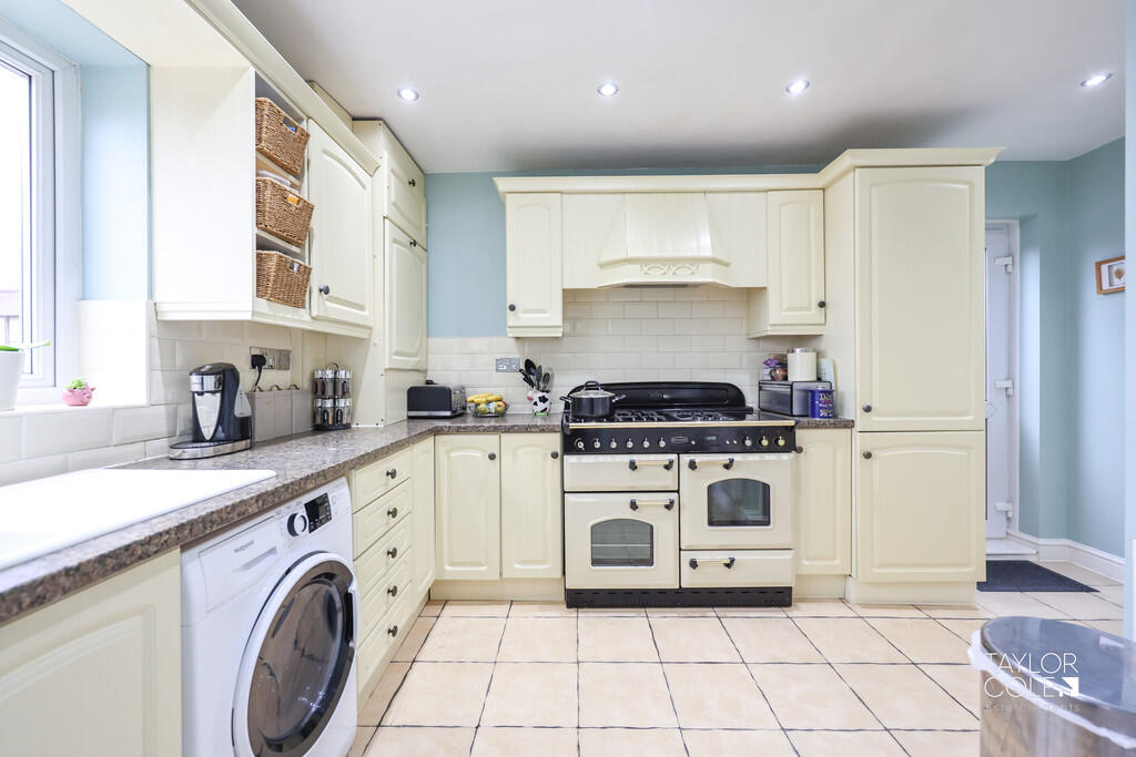 Additional image 6 of Hanbury Road, Tamworth