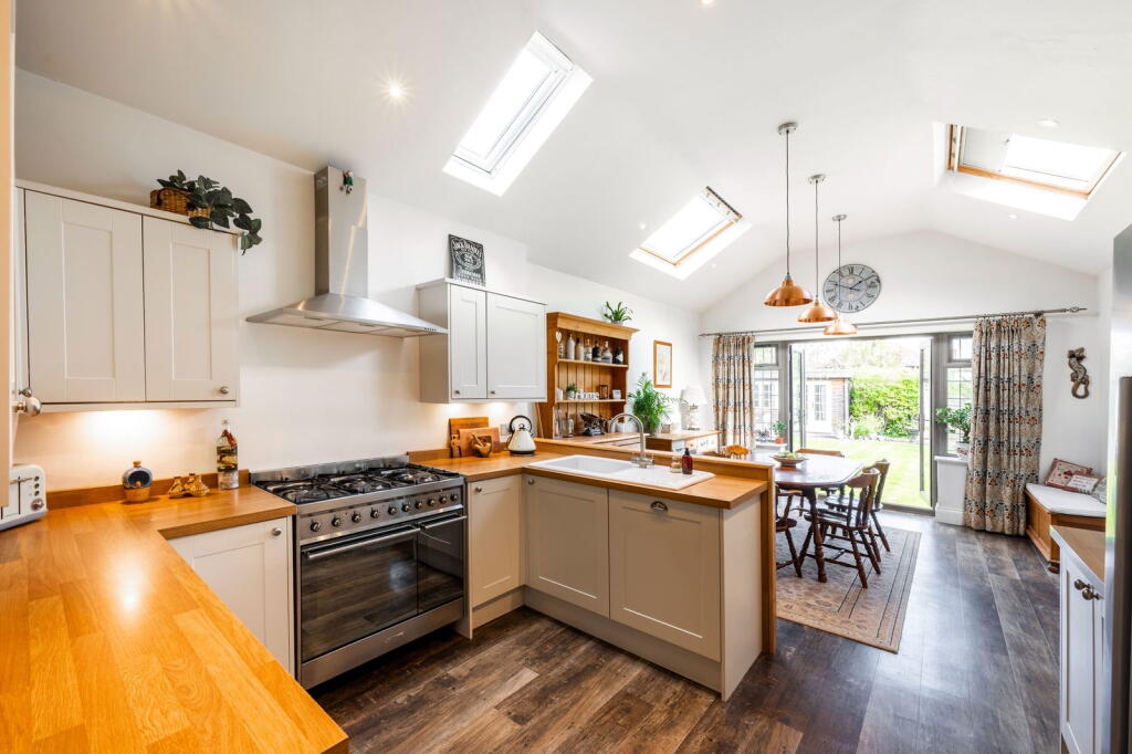 Additional image 35 of Hollyfield Road South, Sutton Coldfield, B76 1NX