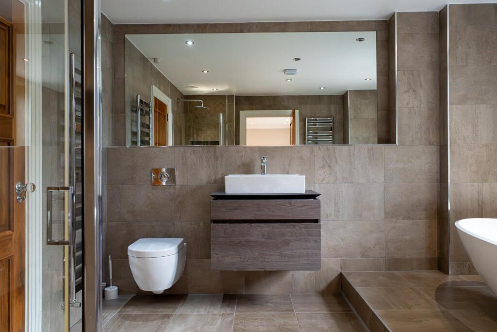 Additional image 23 of Warwick Road, Knowle, Solihull, West Midlands, B93