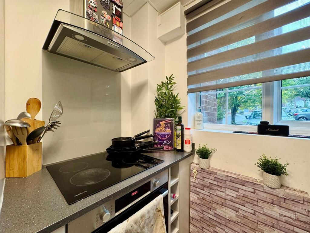 Additional image 5 of Newhall Farm Close, Sutton Coldfield
