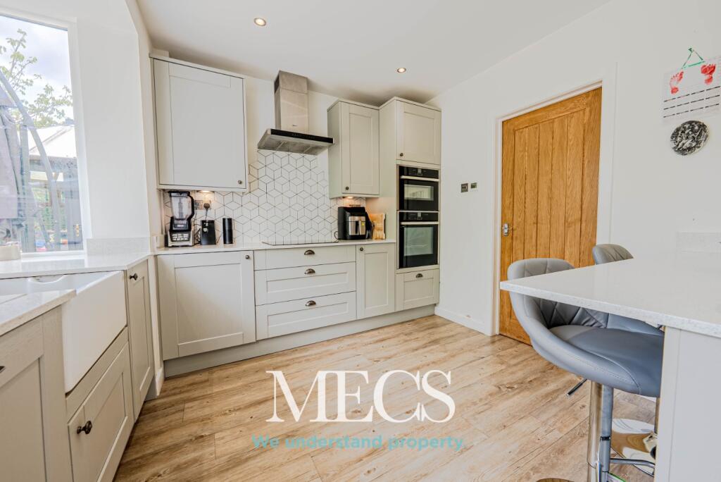 Additional image 3 of Highlands, Birmingham Road, Mappleborough Green, Studley, Warwickshire, B80 7BL