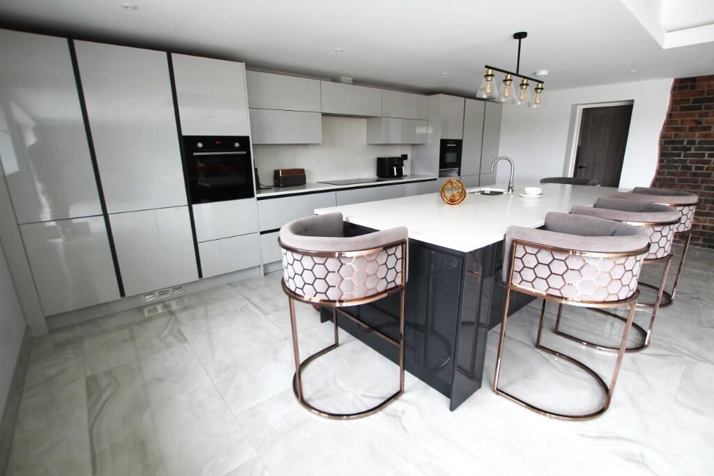 Additional image 15 of Tamworth Road, Cliff B78