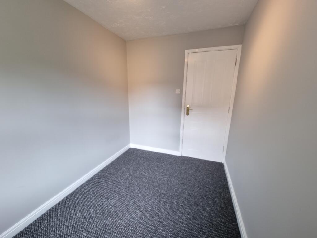 Additional image 5 of Flat 2,30 Old Dickens Heath Rd, Shirley, Solihull