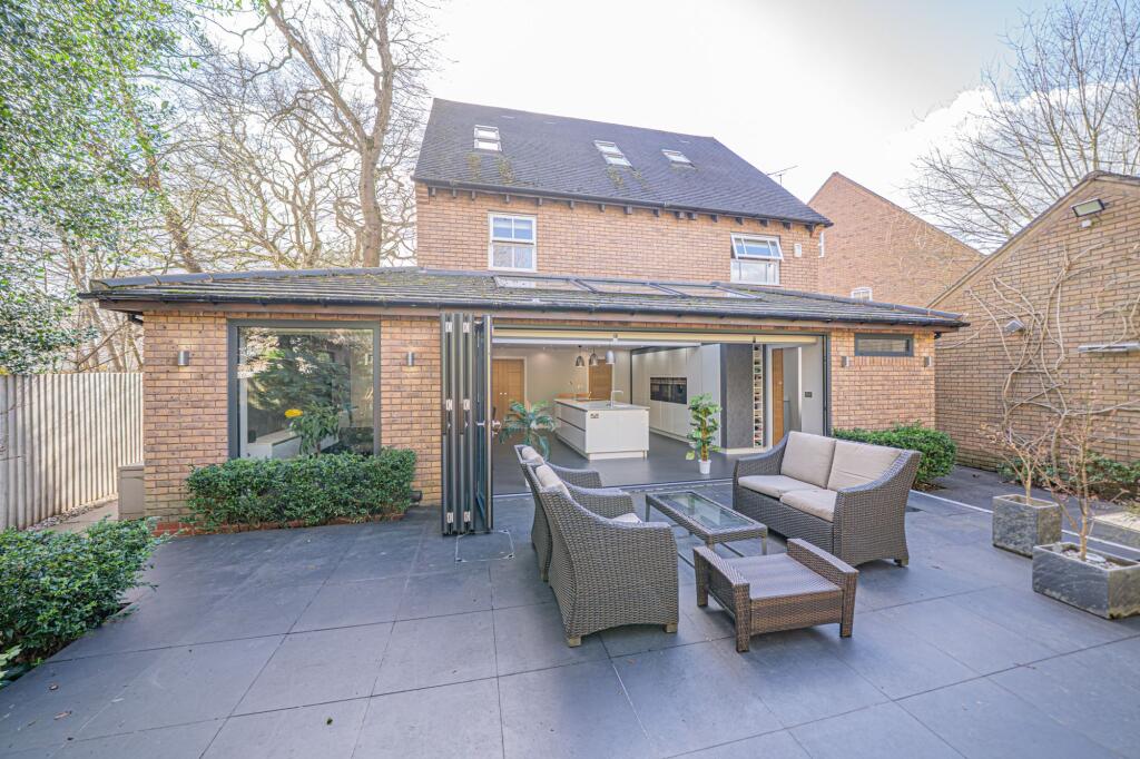 Additional image 11 of Meadow Pleck Lane, Dickens Heath, B90