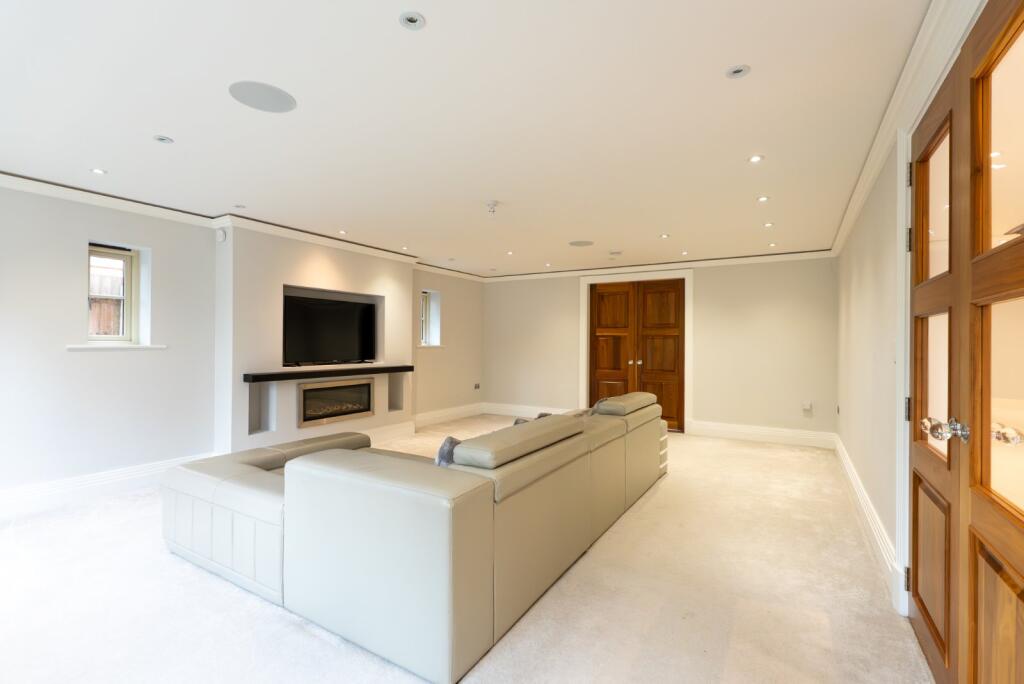 Additional image 11 of Warwick Road, Knowle, Solihull, West Midlands, B93