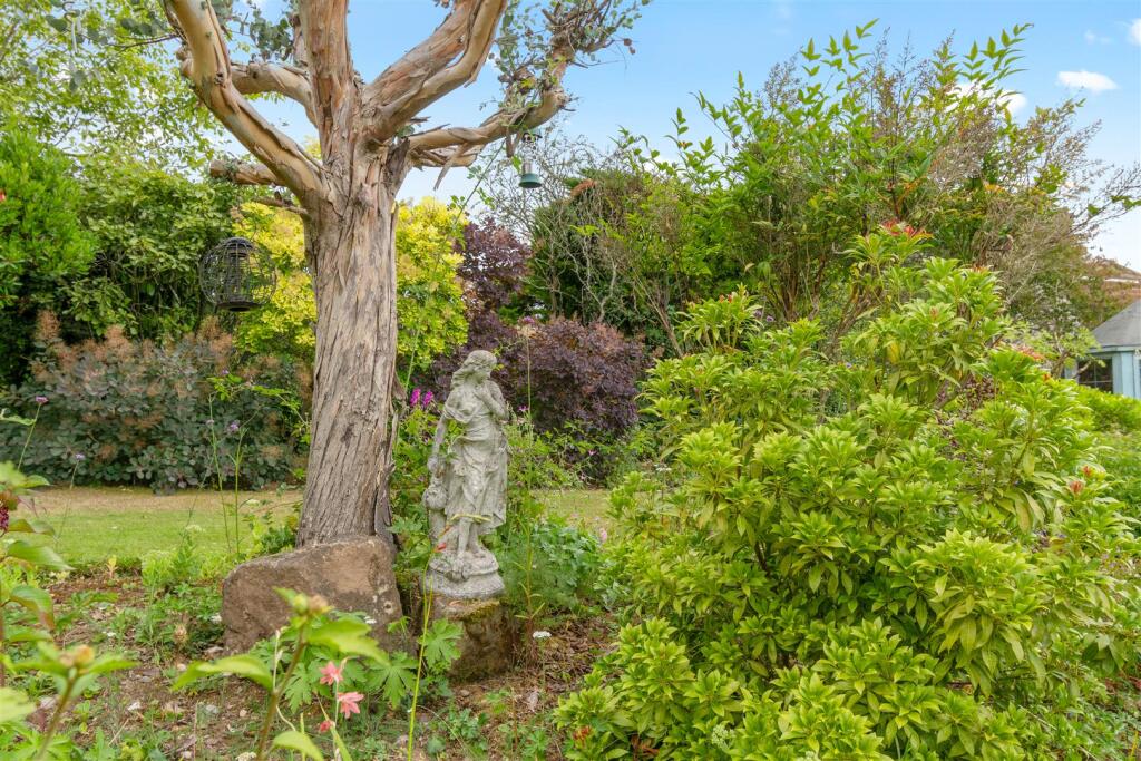 Additional image 26 of Pilkington Avenue, Sutton Coldfield