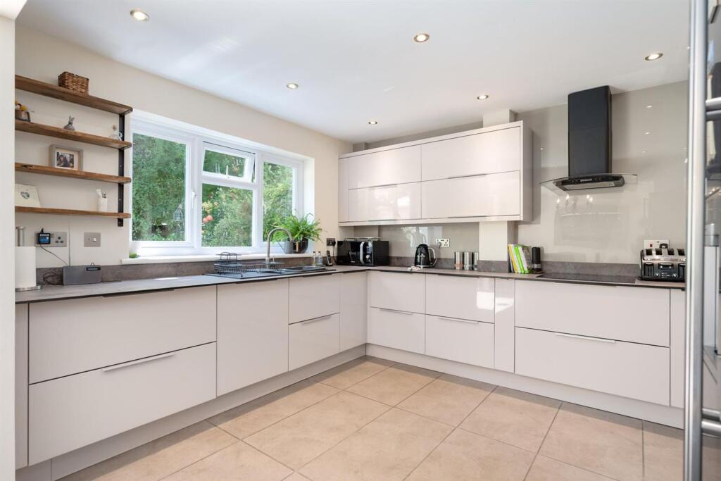 Additional image 16 of Bridge Meadow Drive, Knowle, B93