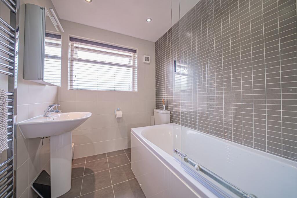 Additional image 27 of Warren Drive, Dorridge, B93