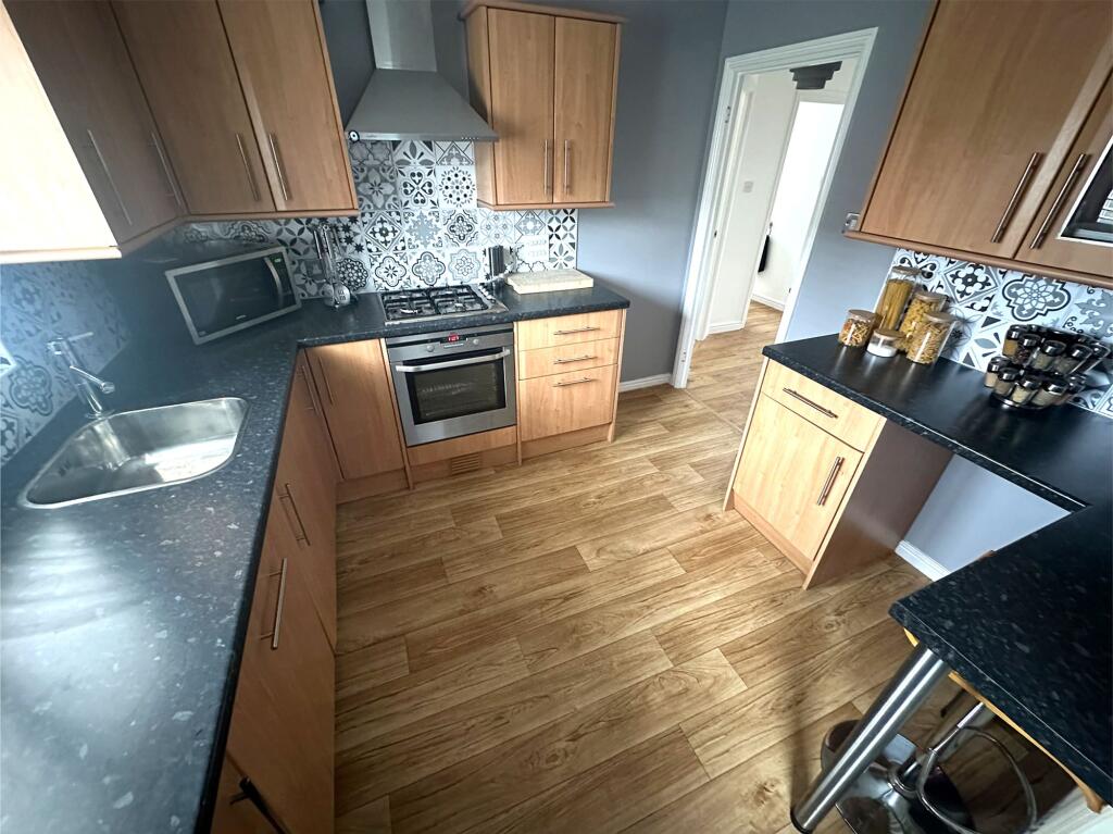 Additional image 2 of Mansfield Close, Tamworth, B79