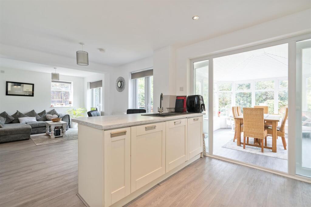 Additional image 18 of Raddington Drive, Solihull