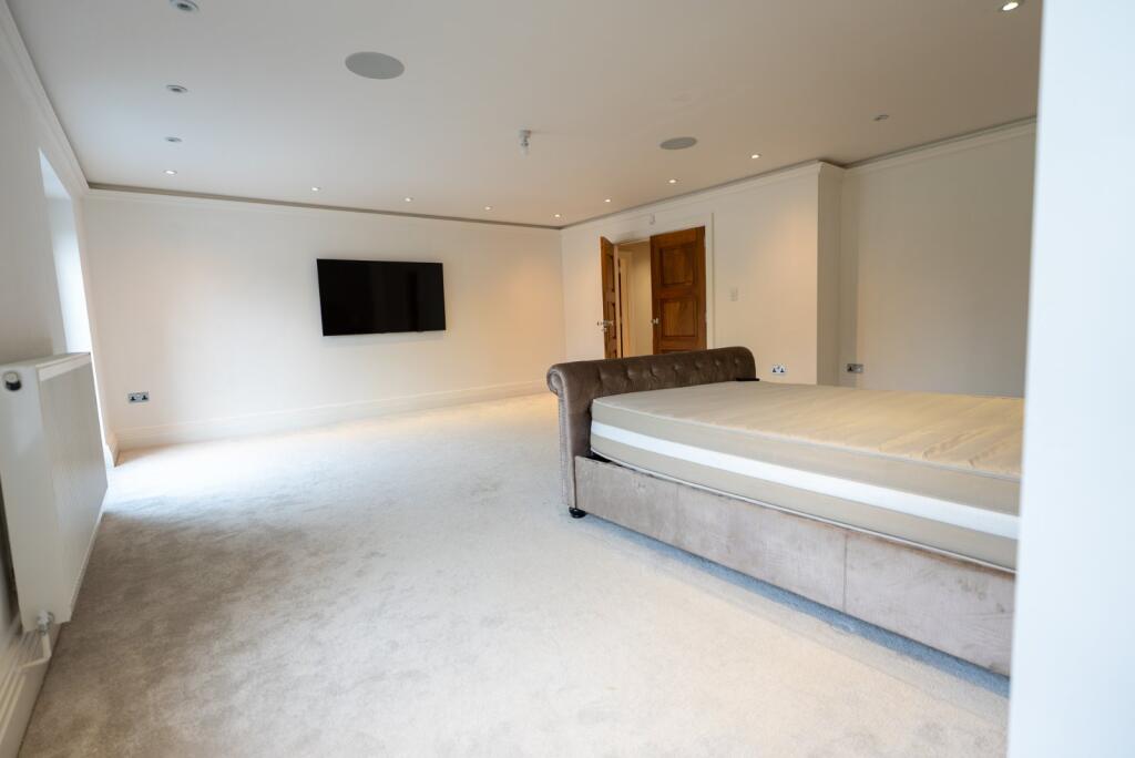 Additional image 16 of Warwick Road, Knowle, Solihull, West Midlands, B93