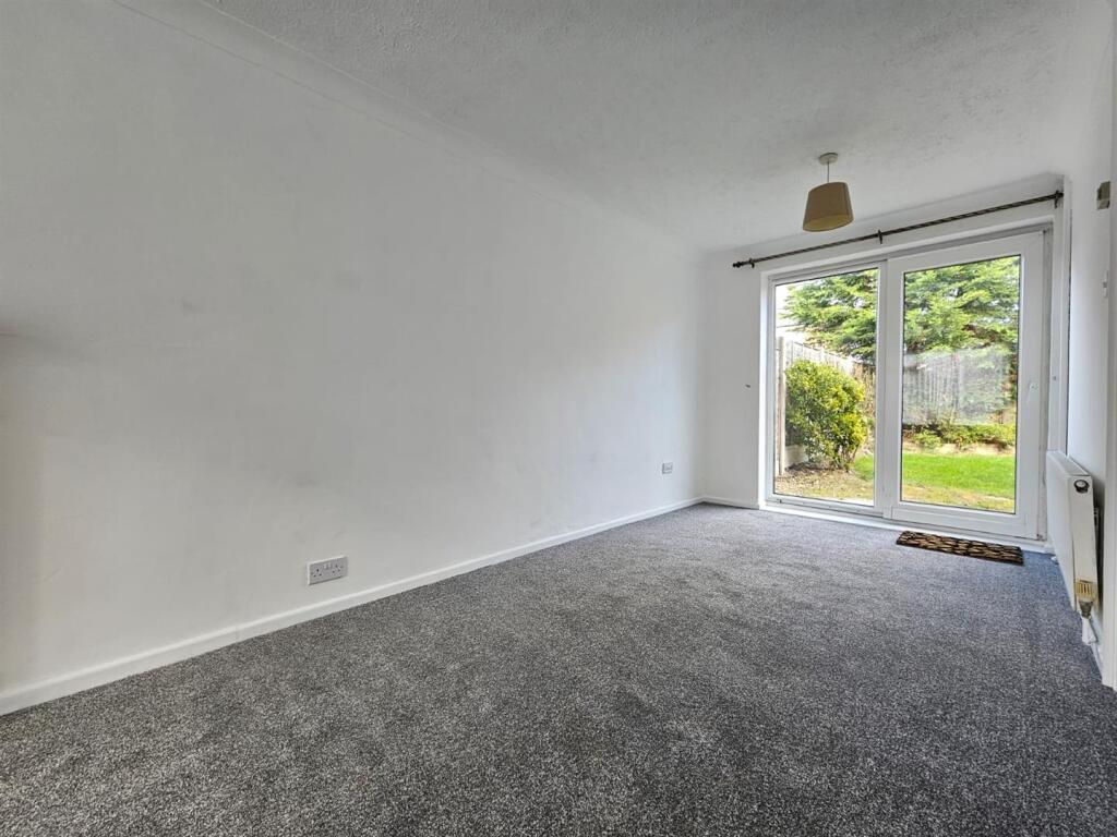 Additional image 3 of SOLIHULL - Berwood Grove