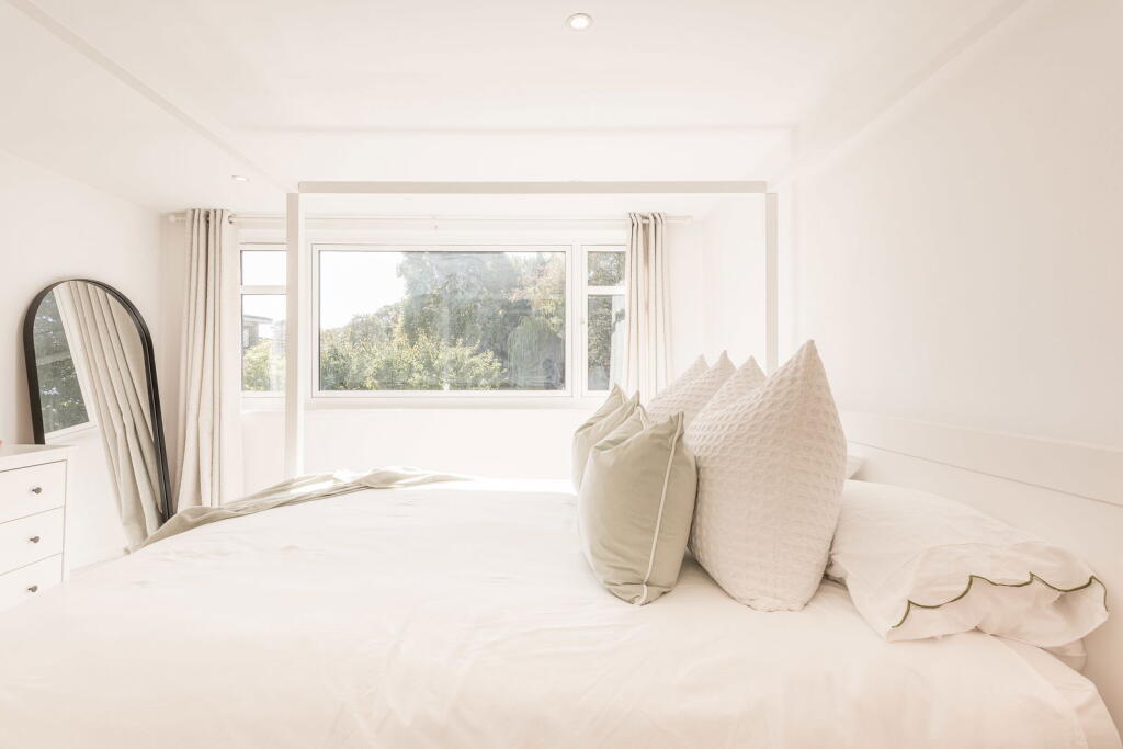 Additional image 27 of Apt 3, Denston Court, Sutton Coldfield, Four Oaks