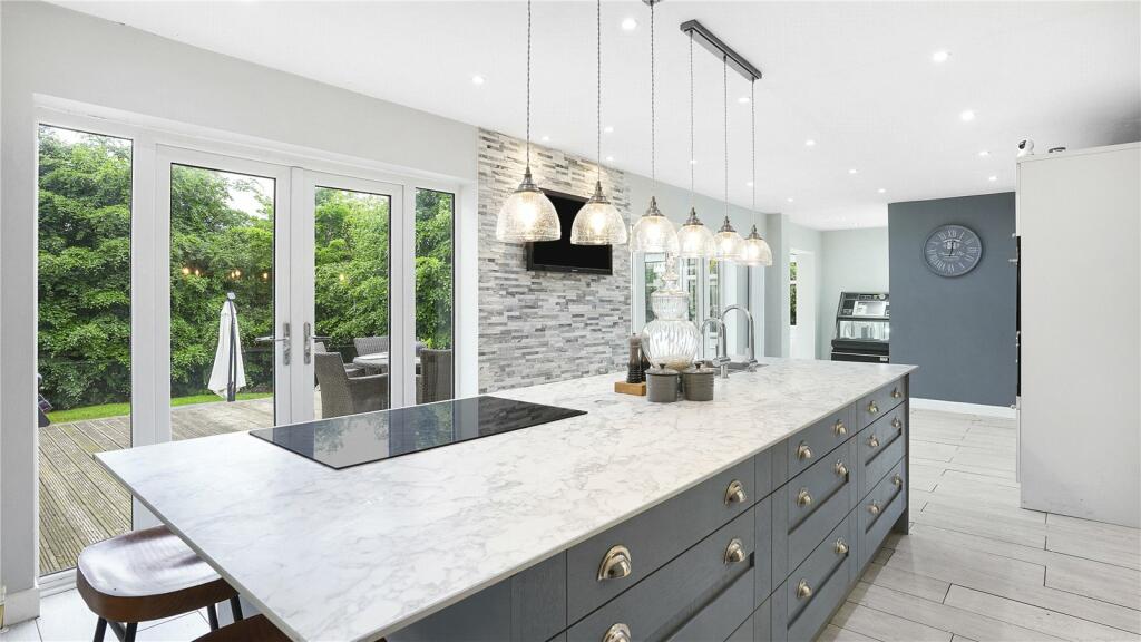 Property image for Kingsbury Road, Curdworth, Sutton Coldfield, Warwickshire, B76