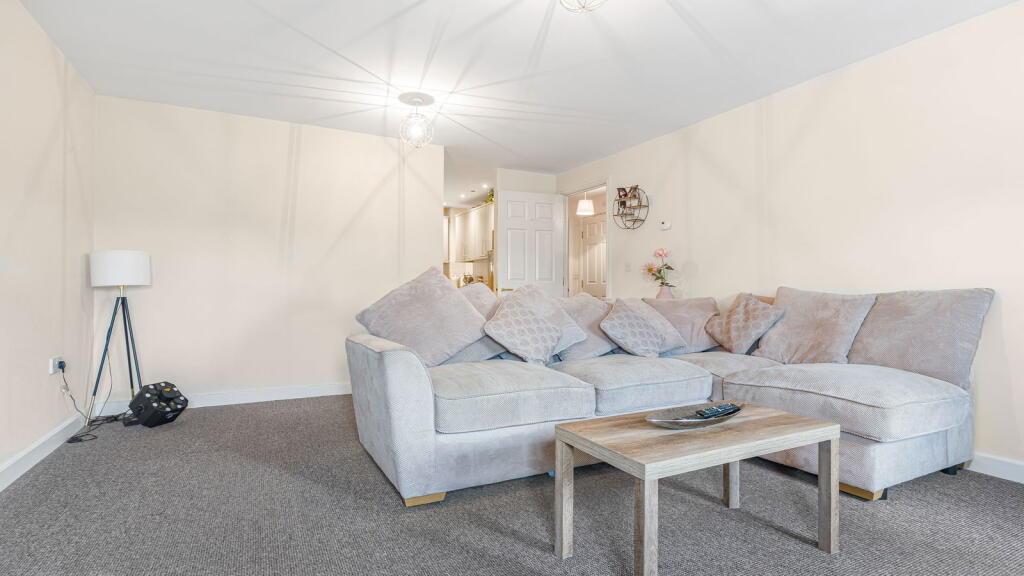 Additional image 3 of Main Street, Dickens Heath