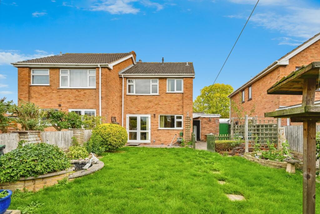 Additional image 4 of Hill Side, Kingsbury, Tamworth, Warwickshire, B78