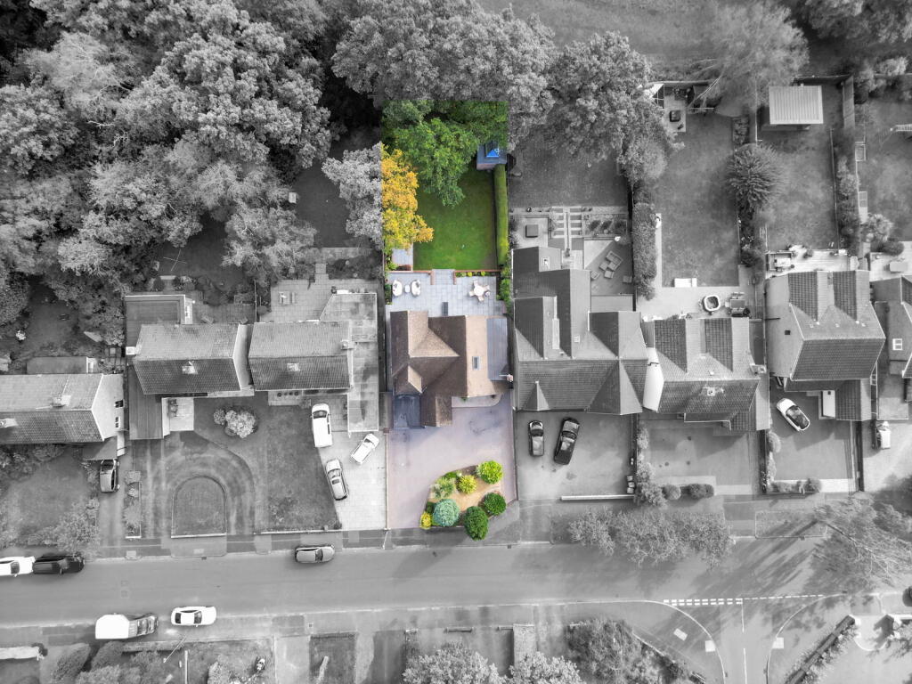 Additional image 4 of **CHAIN FREE** Woodlea Drive, Solihull